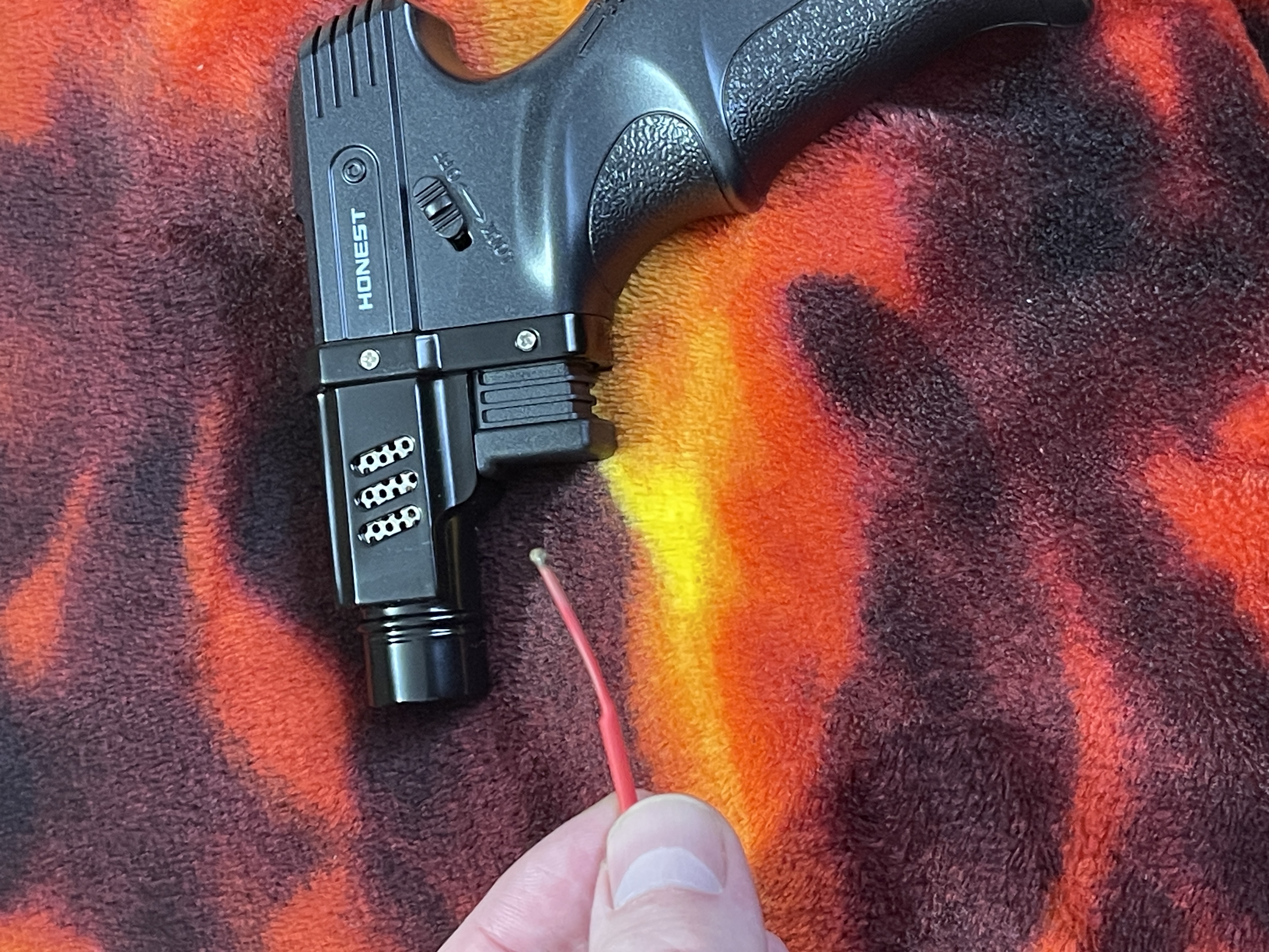 imagepickerE2134486-17C5-4EC7-9BFC-268042F03825-41625-000005D948333762